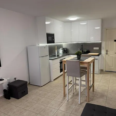 Casa De Rufio With Pool Tenerife Apartamento Puerto de Santiago (Tenerife)